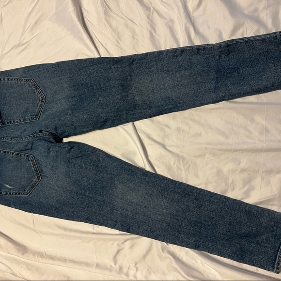 EUC Gap 1969 denim jeans. Size 25. - Picture 6 of 10